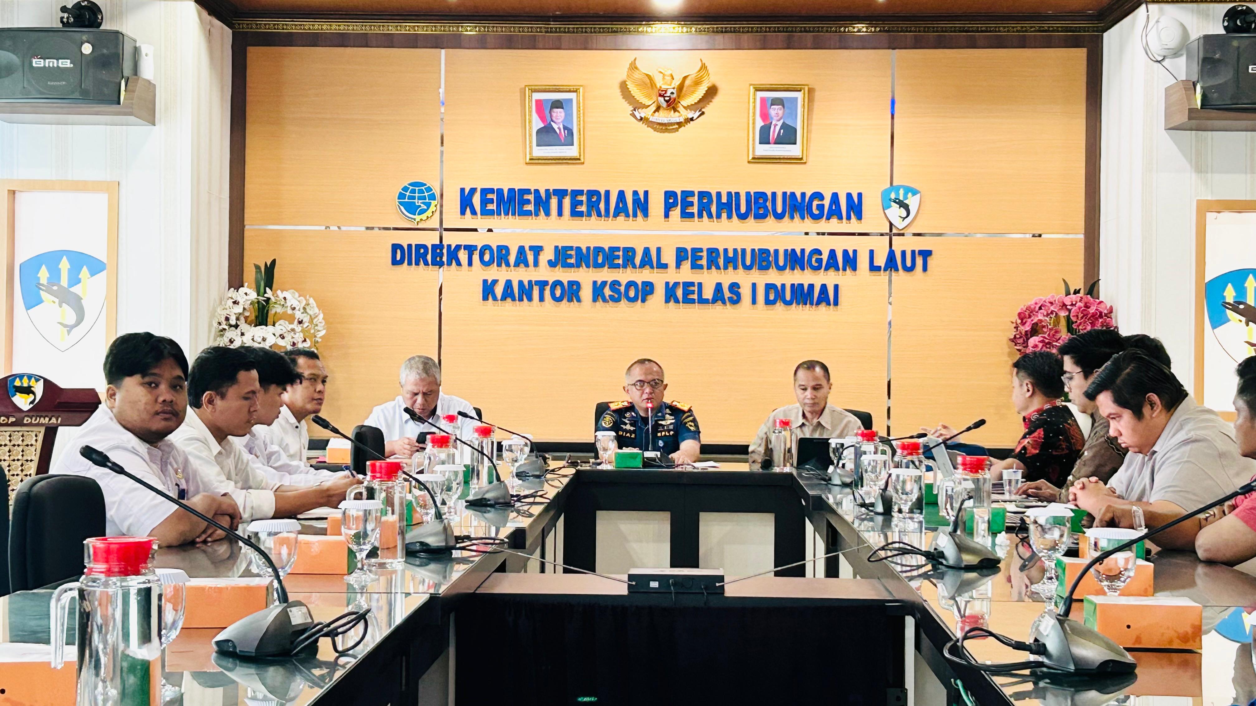 Kantor KSOP Kelas I Dumai menerima kedatangan PT Pelindo (Persero) Regional 1 Cabang Dumai dan PT Patimban Banyu Nagara Utama yang melaporkan penambahan fasilitas Pelabuhan terkait suplai air bersih di dermaga